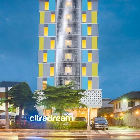 Hotel Citradream Semarang Bagian luar foto