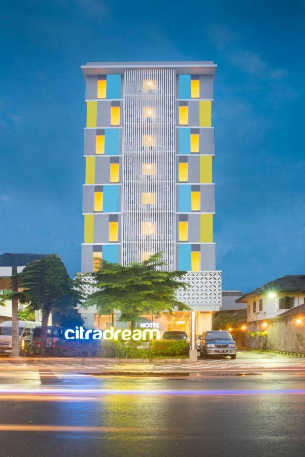 Hotel Citradream Semarang Bagian luar foto