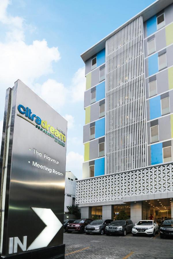 Hotel Citradream Semarang Bagian luar foto